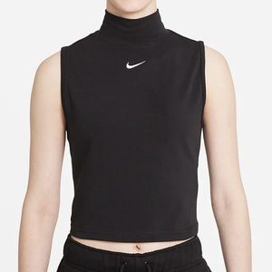 NIKE a low crop top sleeveless